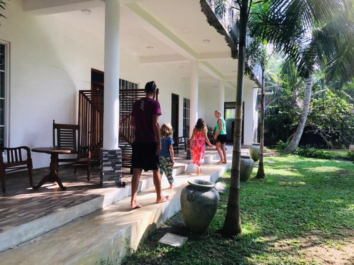 Inn Sea Horizon อาฮังกัลลา ภายนอก รูปภาพ